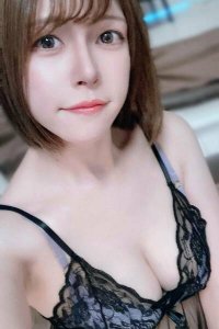 柏駅の「大人倶楽部」- 名前：一ノ瀬 なつね