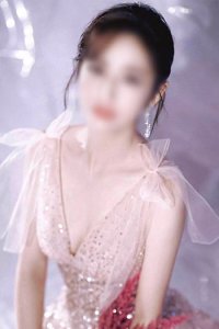 さくら (25歳) 明るくて朗らかなトーンで初対面からしっかりと導き、そこから妖艶ワールドに徐々につながってゆく。